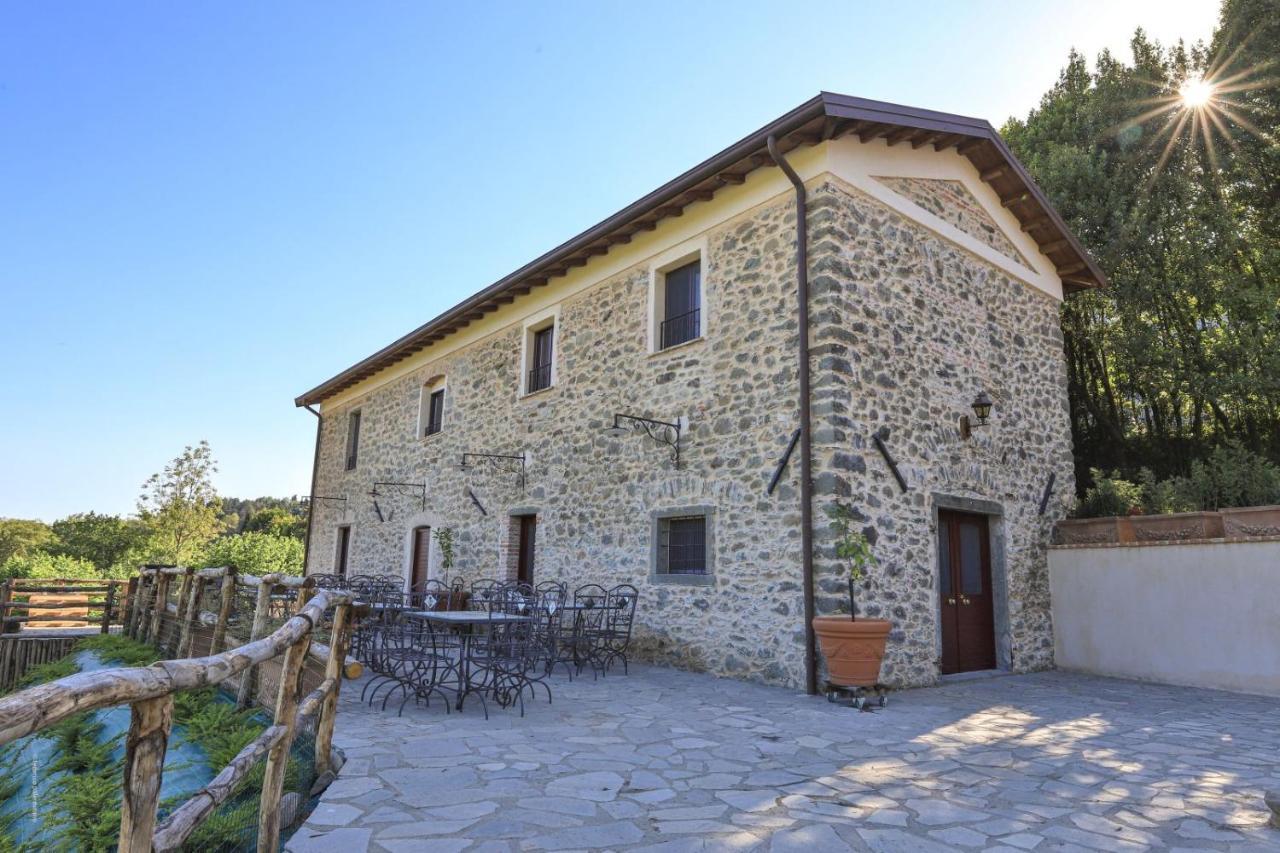 Agriturismo La Cascina Dei Chicchi Bagnone Exterior photo